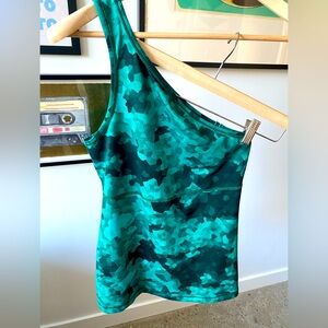 Lululemon Women's One Shoulder Top Active Athletic Gym Green Black Gym Small